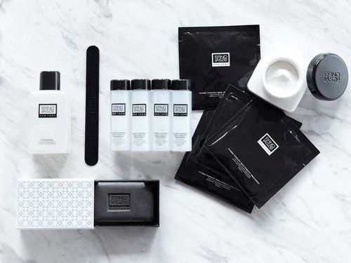 奧黛麗 赫本說,她的美麗一半來自母親,一半來自它