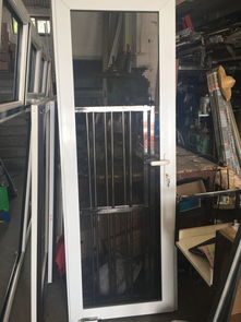 撫順奧美特門窗廠